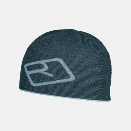 68033-87801-MERINO_LOGO_KNIT_BEANIE_dark_arctic_grey-B-01_-_media--9a2dd926--query.webp