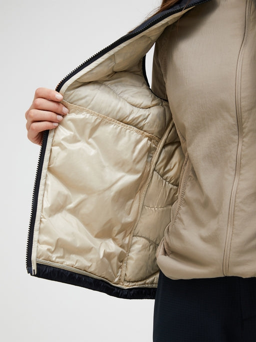 Peak Performance Helium Utility Down Vest 2027- Women's