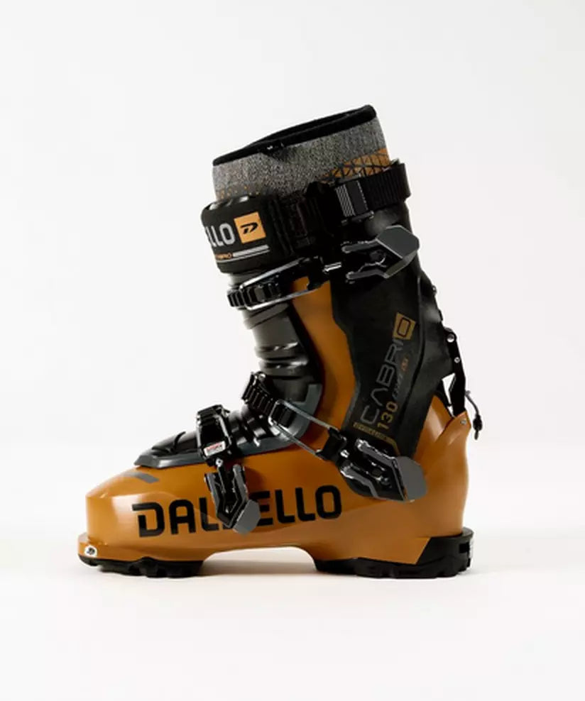 dalbello-2324-cabrio-lv-free-130-3dwrap-d230700410_8a9d7817-08b8-44e3-9f2a-98f40f82ecfb.webp