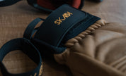 Skadi The Goat Mitt