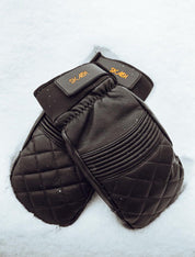 Skadi The Goat Mitt