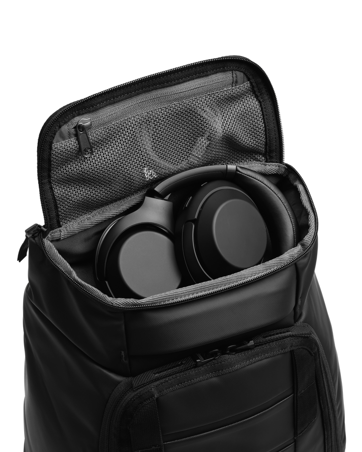 DB Hugger Backpack 20L