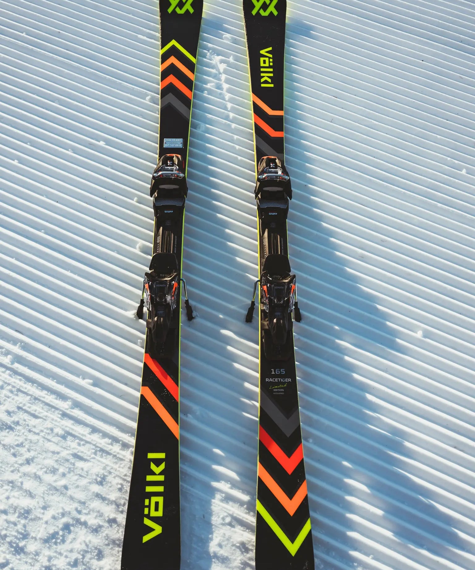volkl-2324-product-image-racetiger-sl-ldt-syo-van.webp