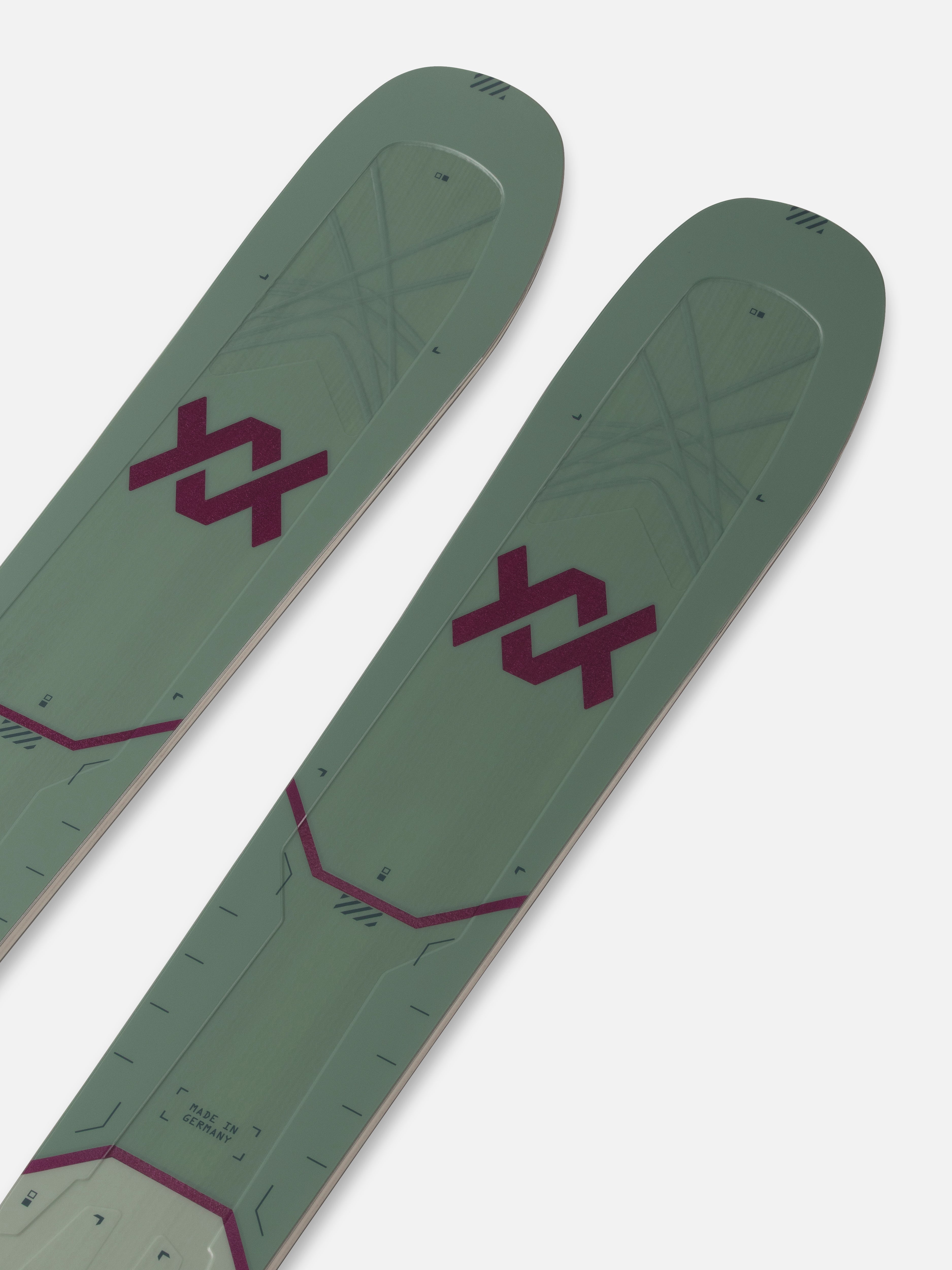 Volkl Mantra M7 2027 - Women's